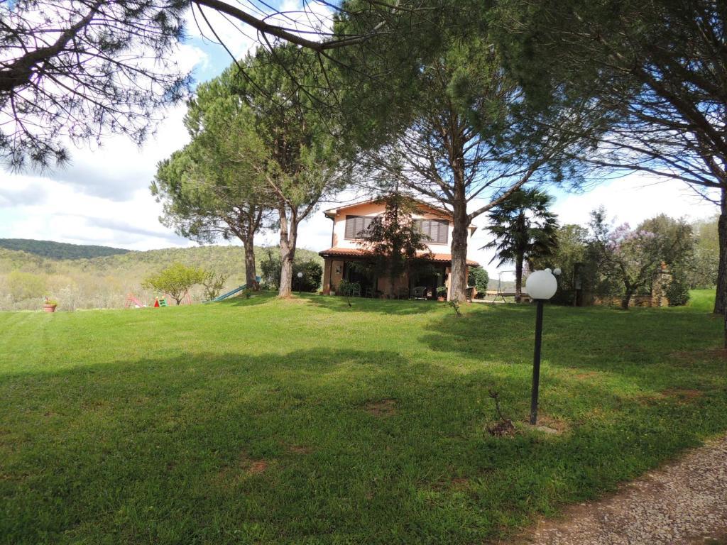 Agriturismo Podere Borgognano ماسا ماريتيما المظهر الخارجي الصورة